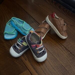 Size 5 toddler shoe bundle